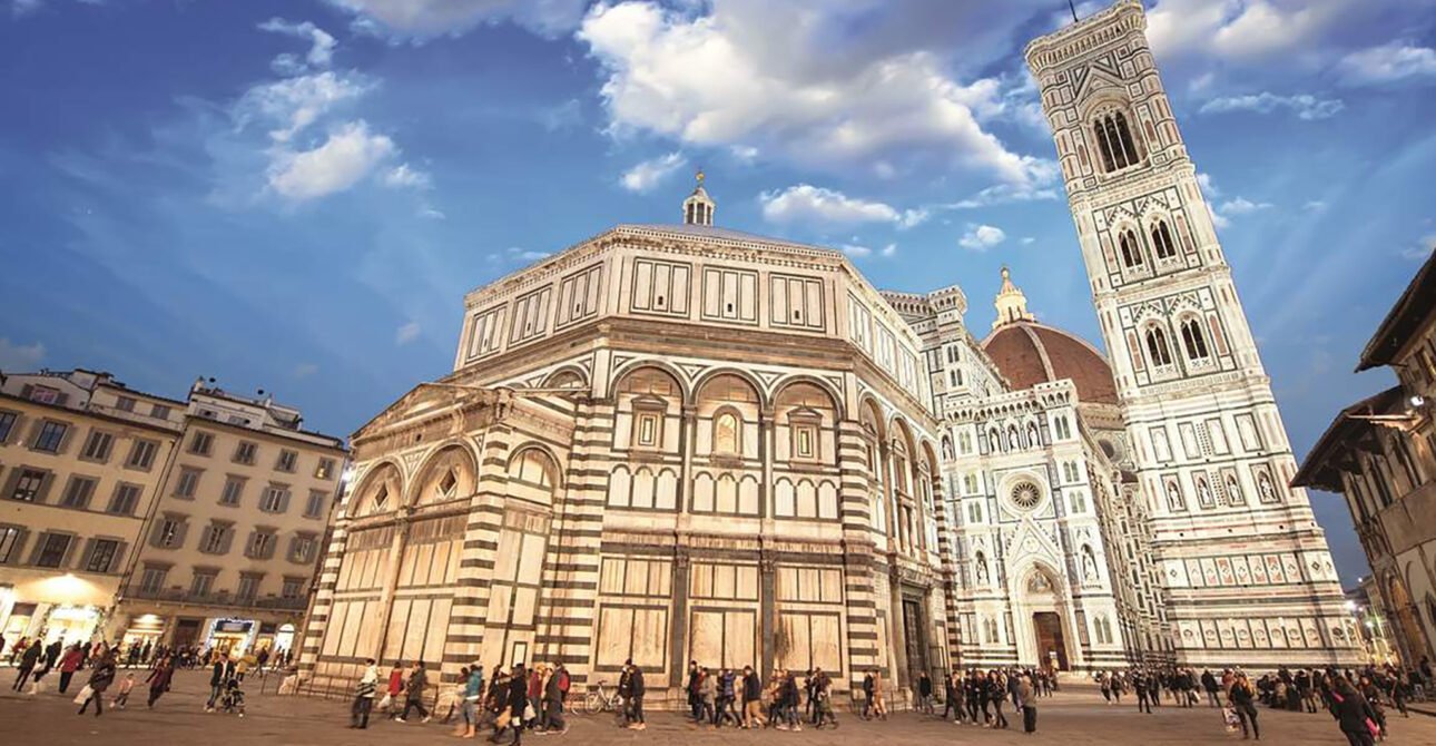 Florence Unveiled: A Spectacular Walking Tour Experience!