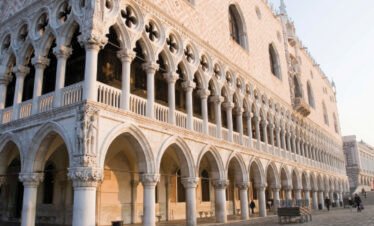 Venice: Doge’s Palace Tour with Access to Casanova’s Prison