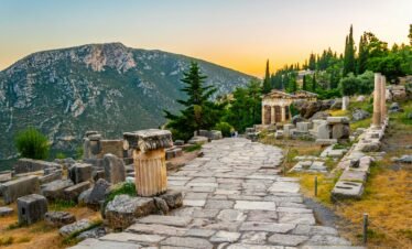 Delphi Day Trip from Athens