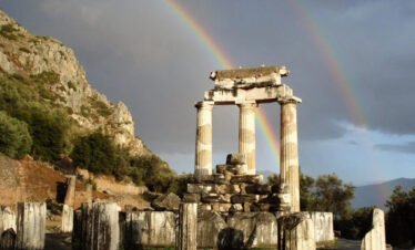 Delphi Day Trip from Athens